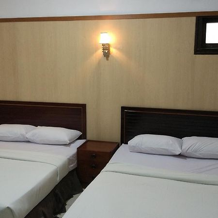 Hotel Jelita Parahyangan Bandung Extérieur photo
