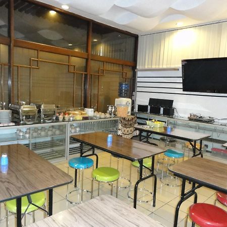 Hotel Jelita Parahyangan Bandung Extérieur photo