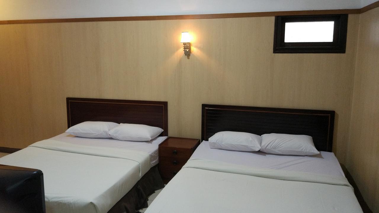 Hotel Jelita Parahyangan Bandung Extérieur photo