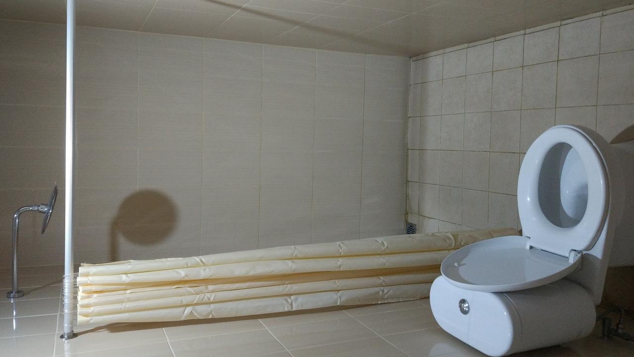 Hotel Jelita Parahyangan Bandung Extérieur photo